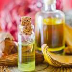 Сандаловое эфирное масло и его польза в ароматерапии